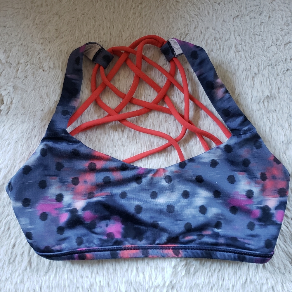 Lululemon strappy racerback sports bra Free To Be